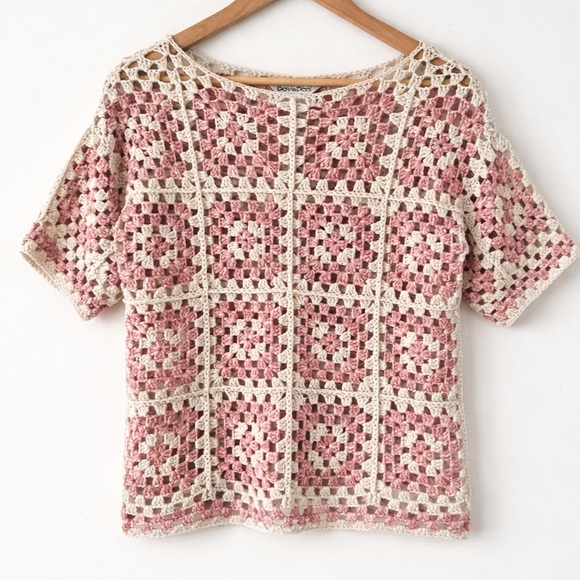 Davi & Dani Granny Square Crochet Sweater Pink and Cream Size Large Boho Shabby - Picture 2 of 10